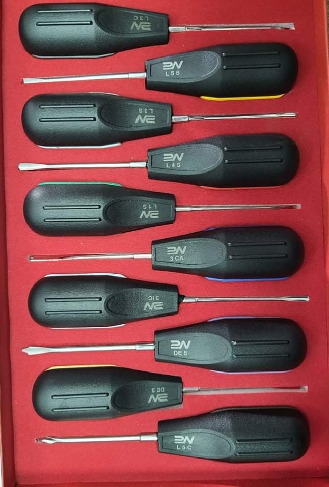 10 élévateur dentaire